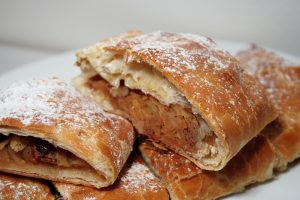 Apfelstrudel – Homemade and Crispy